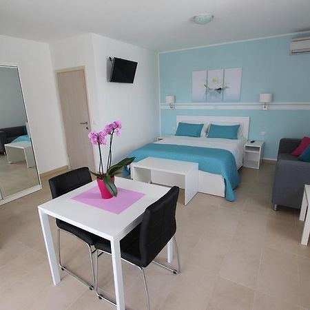Studio Emanuel Rovinj Exterior foto