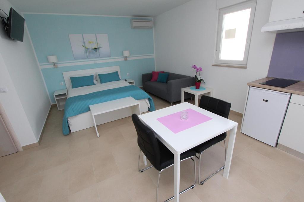 Studio Emanuel Rovinj Exterior foto